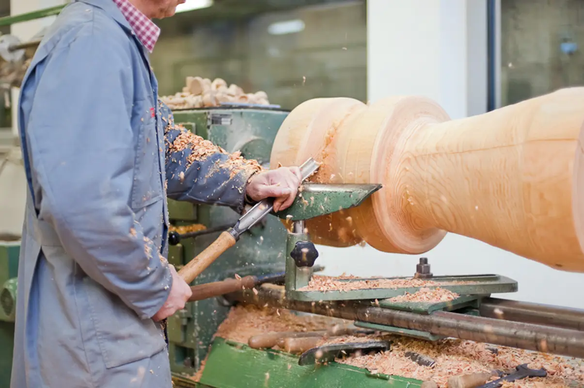 Beruf Holzhandwerker/Holzhandwerkerin EFZ