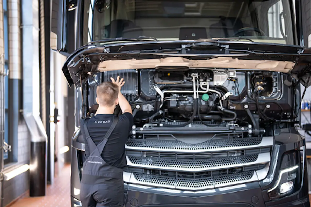 Automobil Mechatroniker EFZ