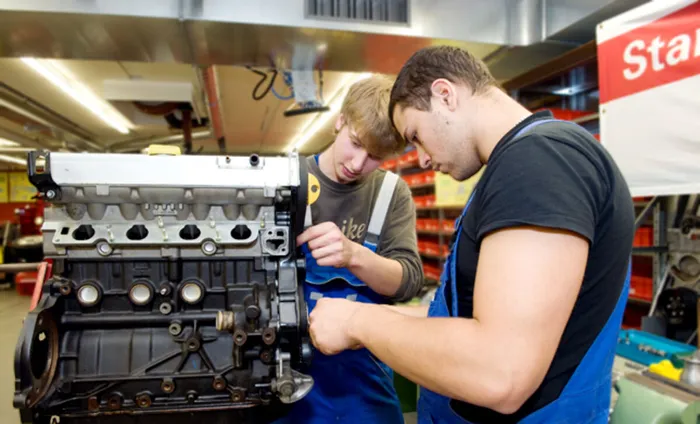 Assistant/e en maintenance d'automobiles AFP