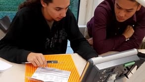 Ausbildung zum Qualitätsfachmann/-frau in Mikrotechnik EFZ - Arbeitssituation, Lohn und Weiterbildungen, Schnupperlehren und freie Lehrstelle für 2026 finden. Qualitätsfachmann/-frau in Mikrotechnik EFZ